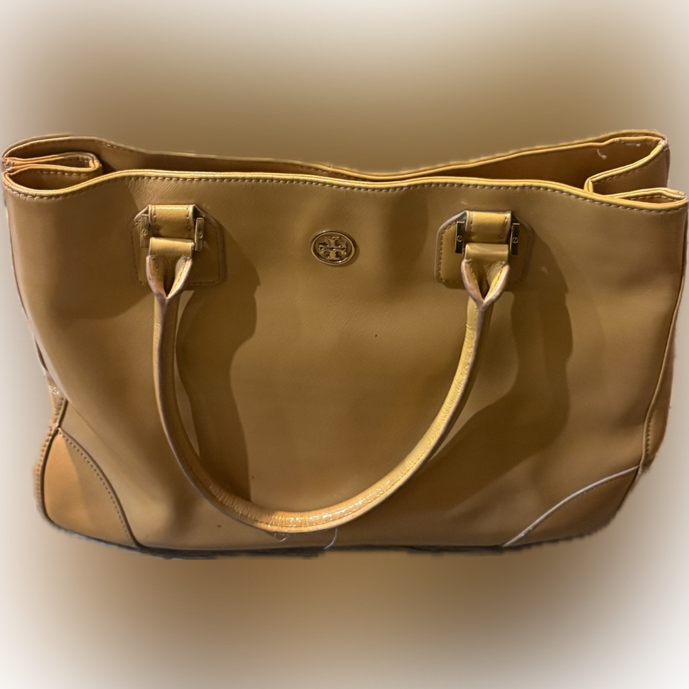 Tory Burch Robinson Satchel Tote Top Handle Nude patent Leather Shoulder Bag